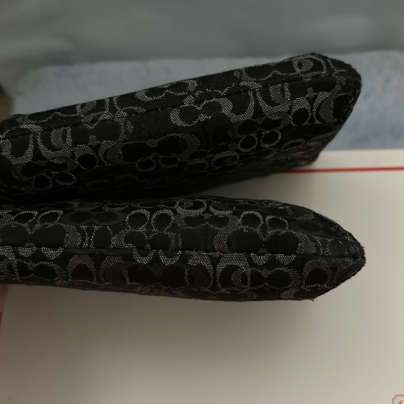 Coach Signature Black Silver Metallic Wristlet *2 for 1* - Picture 4 of 7